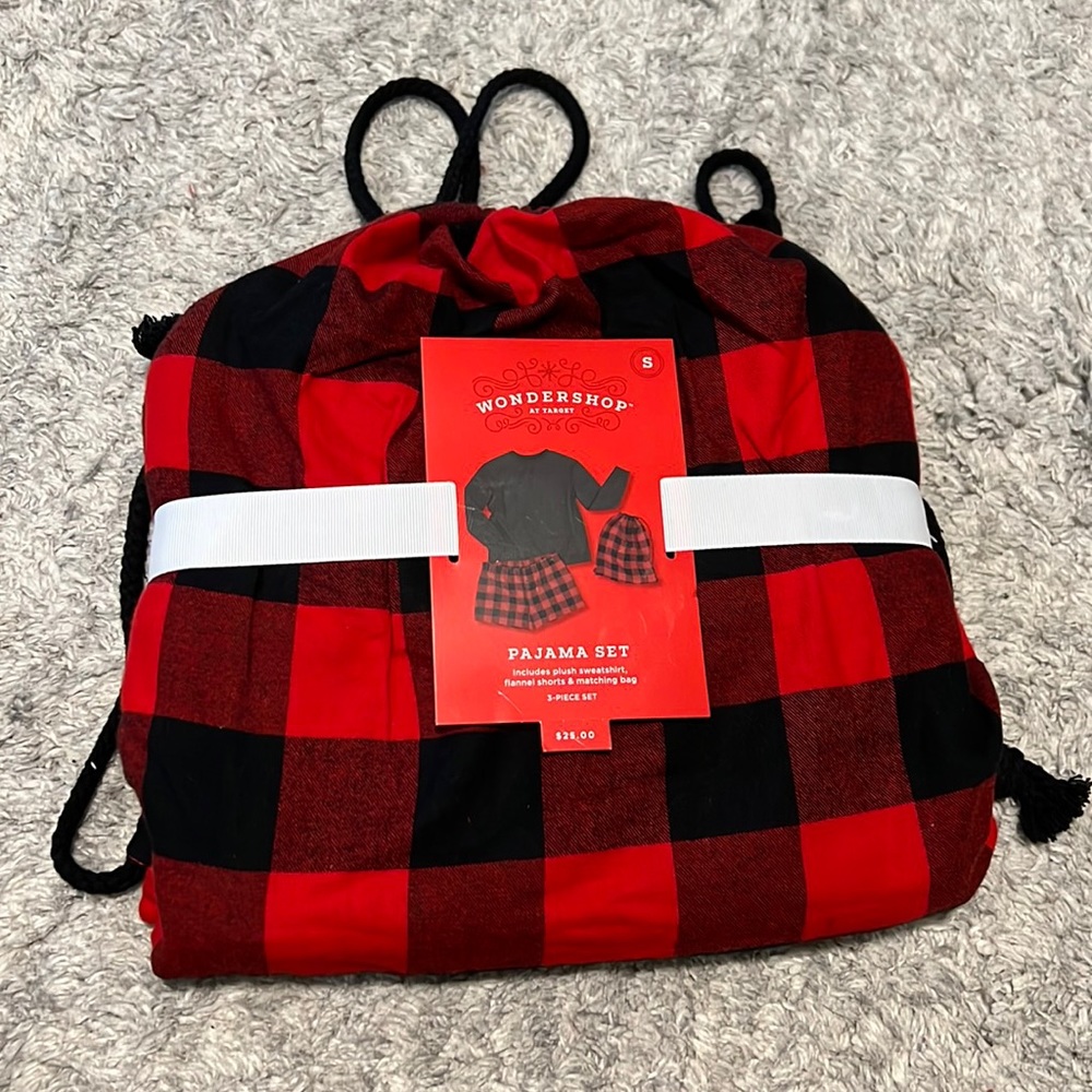 Women’s Plaid 3pc Backpack and Pajama Set - Picture 3 of 4